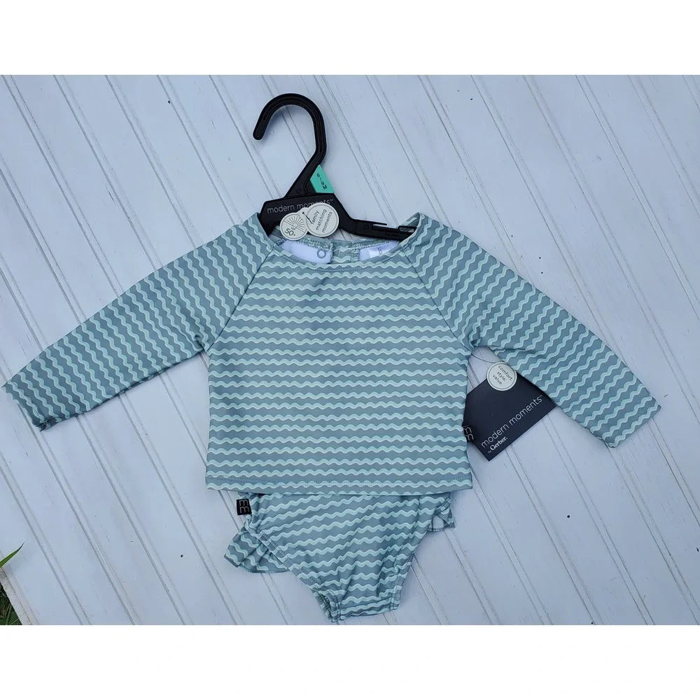 Modern Moments by Gerber Baby Girls Rash Guard Swimsuit Set Green Wavy 6-9M NEW
